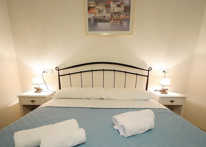 Petrizio Palace Apartman *